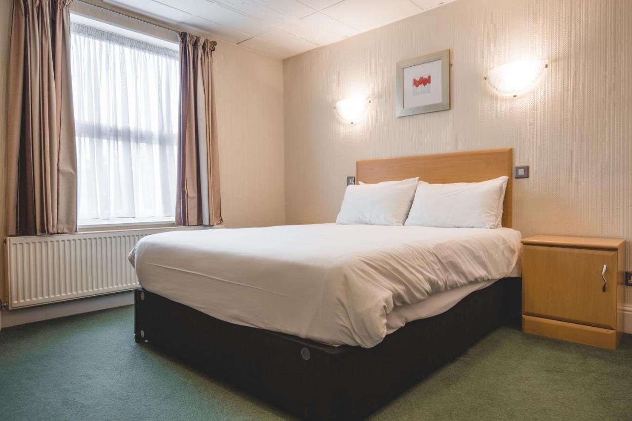 Wycliffe Hotel Stockport Eksteriør bilde
